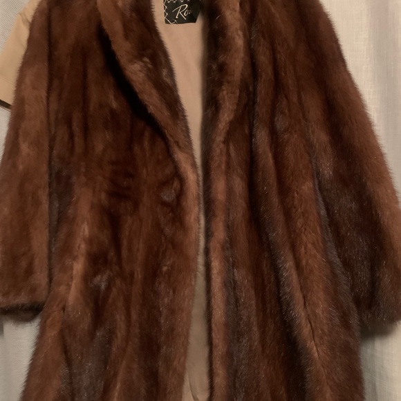 Vintage Mink Coat - Picture 9 of 11